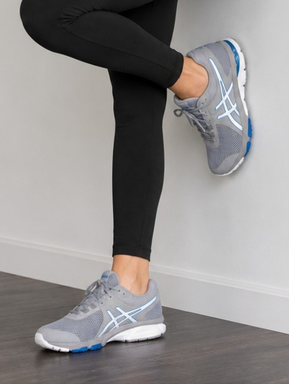 NWOT - ASICS Women's GEL-Craze TR 4 Cross-Training Running Shoe - Size 11 - Picture 13 of 13